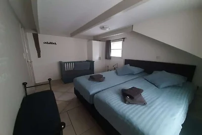 Sui tre o più occhi Confortevole residenza pe...