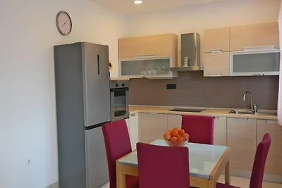 Ampio appartamento con terrazza coperta