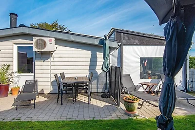 6 Personen Ferienhaus in Broager-By Traum