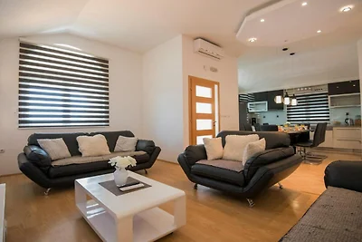 Villa Mia 2 - Six Bedroom Villa with Private...