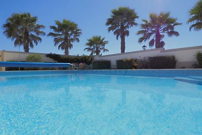 Vila do Golfe 401-2