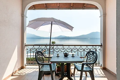 Schöne Wohnung mit Blick auf den Lago...