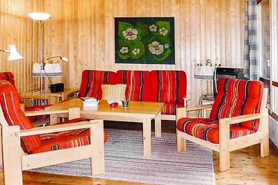 4 Personen Ferienhaus in HOLMSJÖ