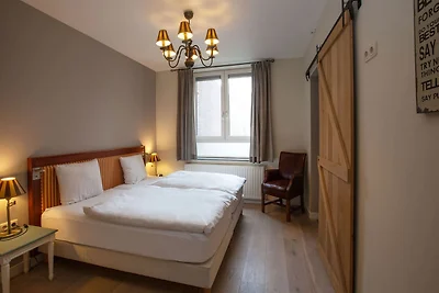 Luxe Appartement op begane grond in...