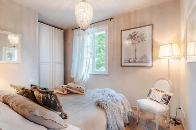 Appartement met uitzicht op het Lucca-plein