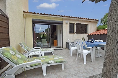 Villa con giardino privato a Saint-Cyprien