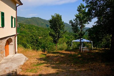 Atemberaubendes Cottage mit Balkon in Sesta...