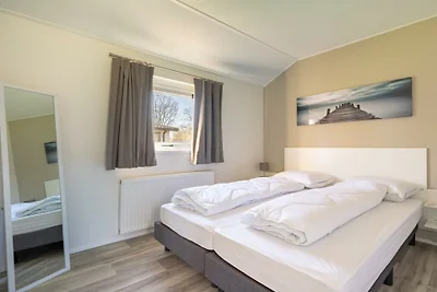 Ferienhaus in Mol mit Terrasse und Wifi