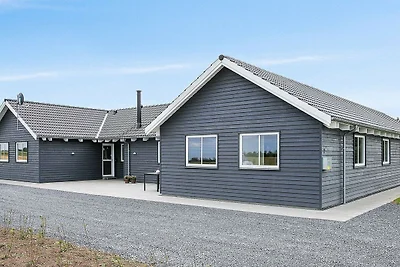 24 Personen Ferienhaus in Spøttrup