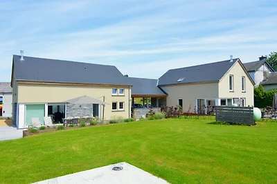 Modernes Ferienhaus für Familien in Houffaliz...
