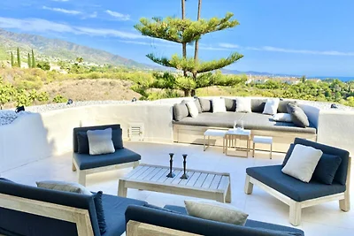 Apartment in Marbella mit Meerblick