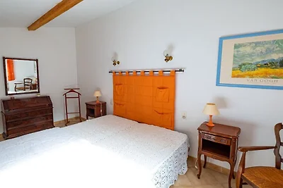 Ferienhaus in Goult mit Barbecue