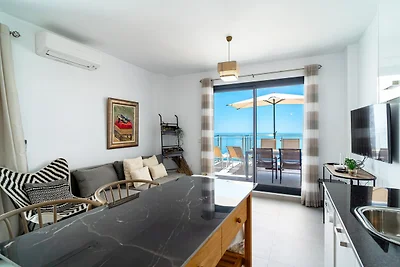 Wohnung in Nerja mit Meerblick & Pool