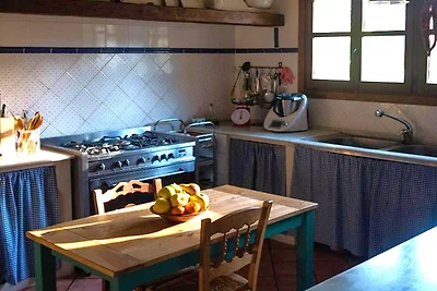 Vakantiehuis in Montblanc met zwembad