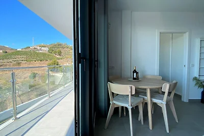 Appartement in Nerja met Uitzicht op Zee