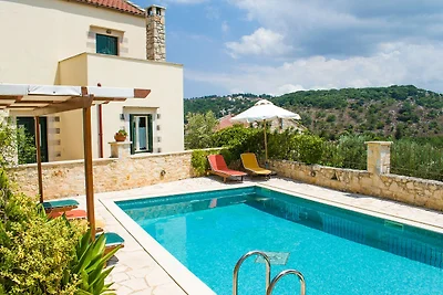 Villa in Chania nahe Almyrida Strand