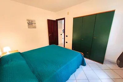 Apartment mit Pool und privatem Parkplatz