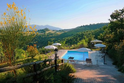 Moderne Villa in Acqualagna mit Swimmingpool