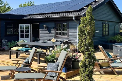 8 Personen Ferienhaus in Gilleleje-By Traum