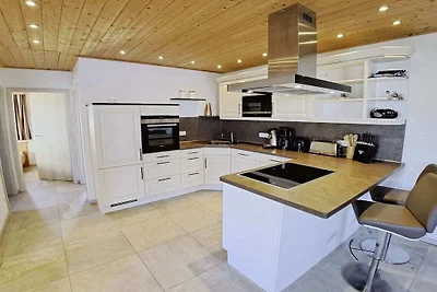 Ferienhaus in Altefähr mit Schwimmbecken