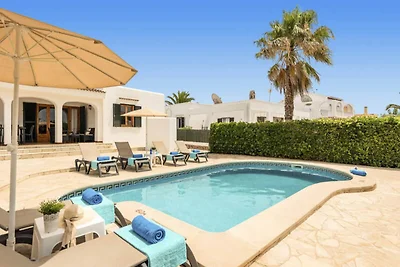 Haus in Cala en Blanes