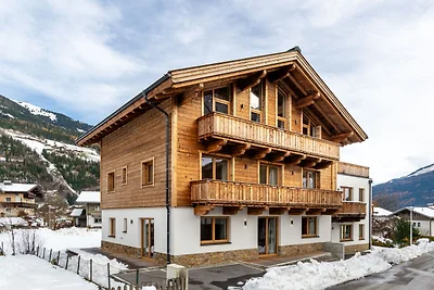 Chalet in Neukirchen am Großvenediger mit...