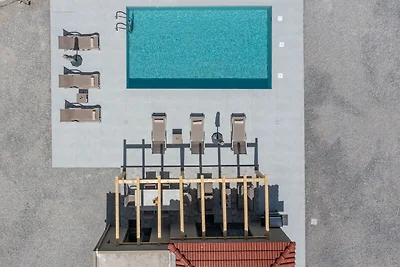 Villa in Viran Episkopi mit Privatpool