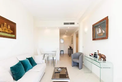 Apartment an der La Croisette mit Meerblick