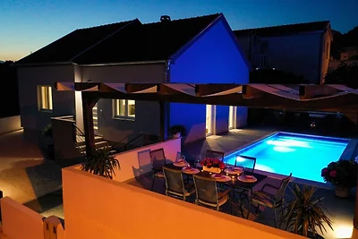 Ferienhaus mit privatem Pool