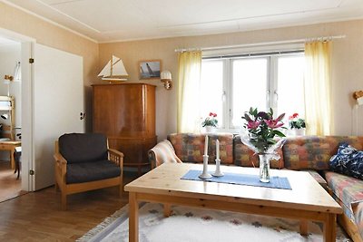 6 person holiday home in HOVENäSET