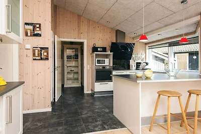 8 Personen Ferienhaus in Oksbøl-By Traum