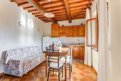 Sonnengeküsste Wohnung in Gambassi Terme-Fi m...