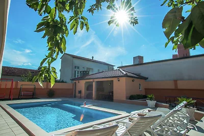 Ferienhaus in Imotski mit Pool
