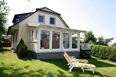 Ferienhaus in Buschvitz mit Barbecue