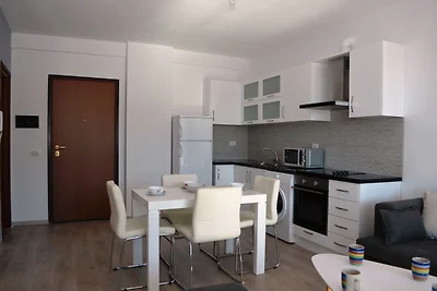 Stijlvol appartement in Saranda met balkon en...