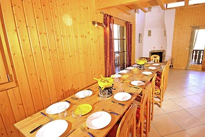 Luxuriöses Chalet in Riddes mit Whirlpool