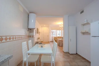 Wohnung in Peñaflor mit charmantem Patio