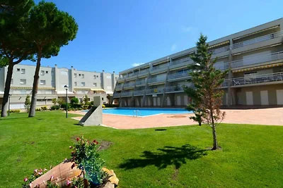 Appartement in L'Escala met terras