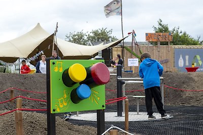 Luxe tent met keuken en douche aan zee