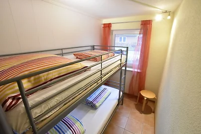 Idyllisches Ferienhaus mit überdachter...