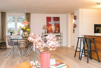 Naturerlebnis: Zugang zu Wald und See