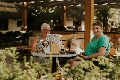 Comfortabele boshut met open ruimte.