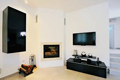 Villa Gea - Three Bedroom with Swimming Pool