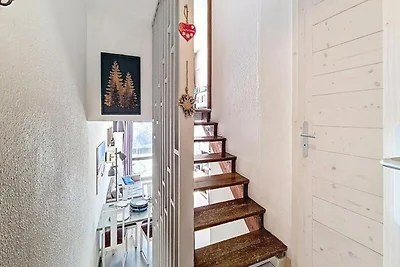 Geräumiges Apartment · Direkter Zugang zur Sk...