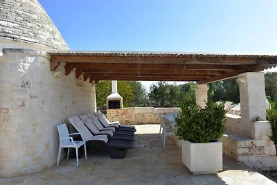 Trulli in Valle d'Itra mit Pool und Aussicht
