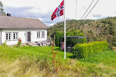 6 Personen Ferienhaus in lyngdal-By Traum
