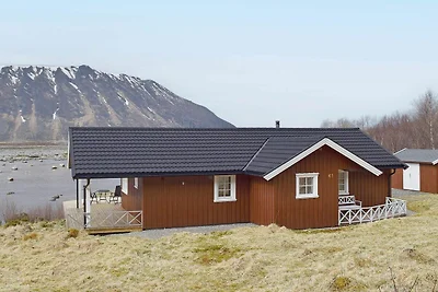6 Personen Ferienhaus in Laukvik-By Traum