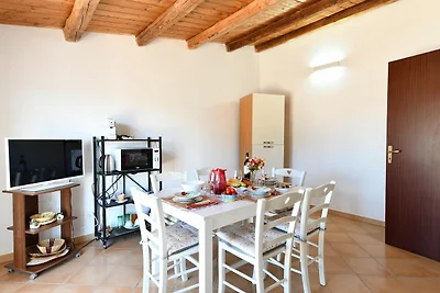 Grazioso app in villa con piscina, Fontane...