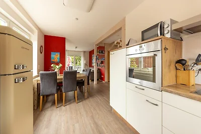 Modernes Ferienhaus mit Sauna in Wiek am Meer
