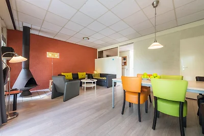Gepflegter Bungalow mit Kamin, 4 km bis...